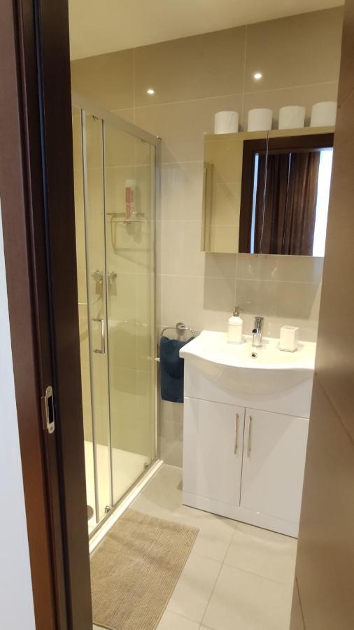 Oyo The Kilburn Arms Bed & Breakfast ลอนดอน ภายนอก รูปภาพ