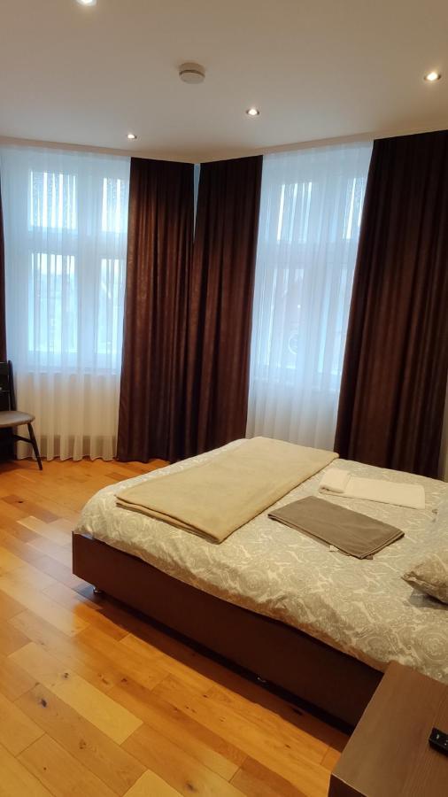 Oyo The Kilburn Arms Bed & Breakfast ลอนดอน ภายนอก รูปภาพ