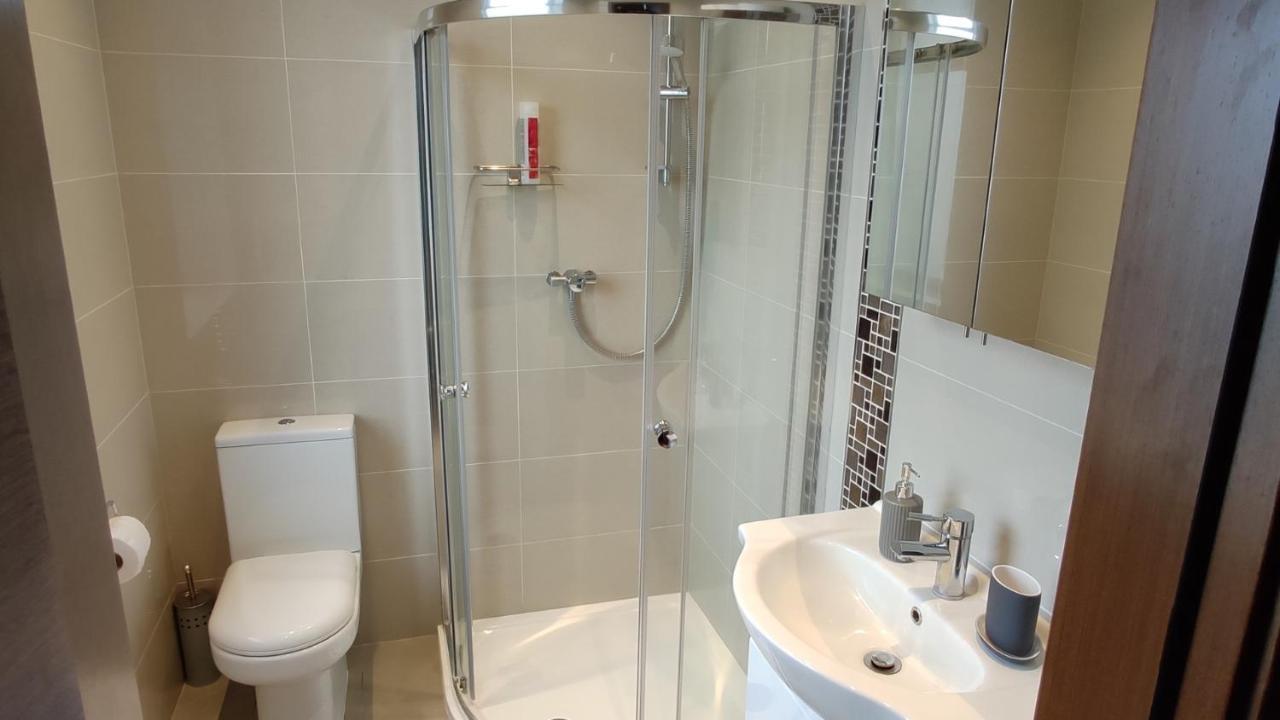Oyo The Kilburn Arms Bed & Breakfast ลอนดอน ภายนอก รูปภาพ